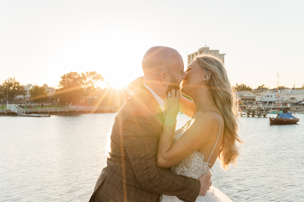 Wedding couple at sunset — Emotif Photography
